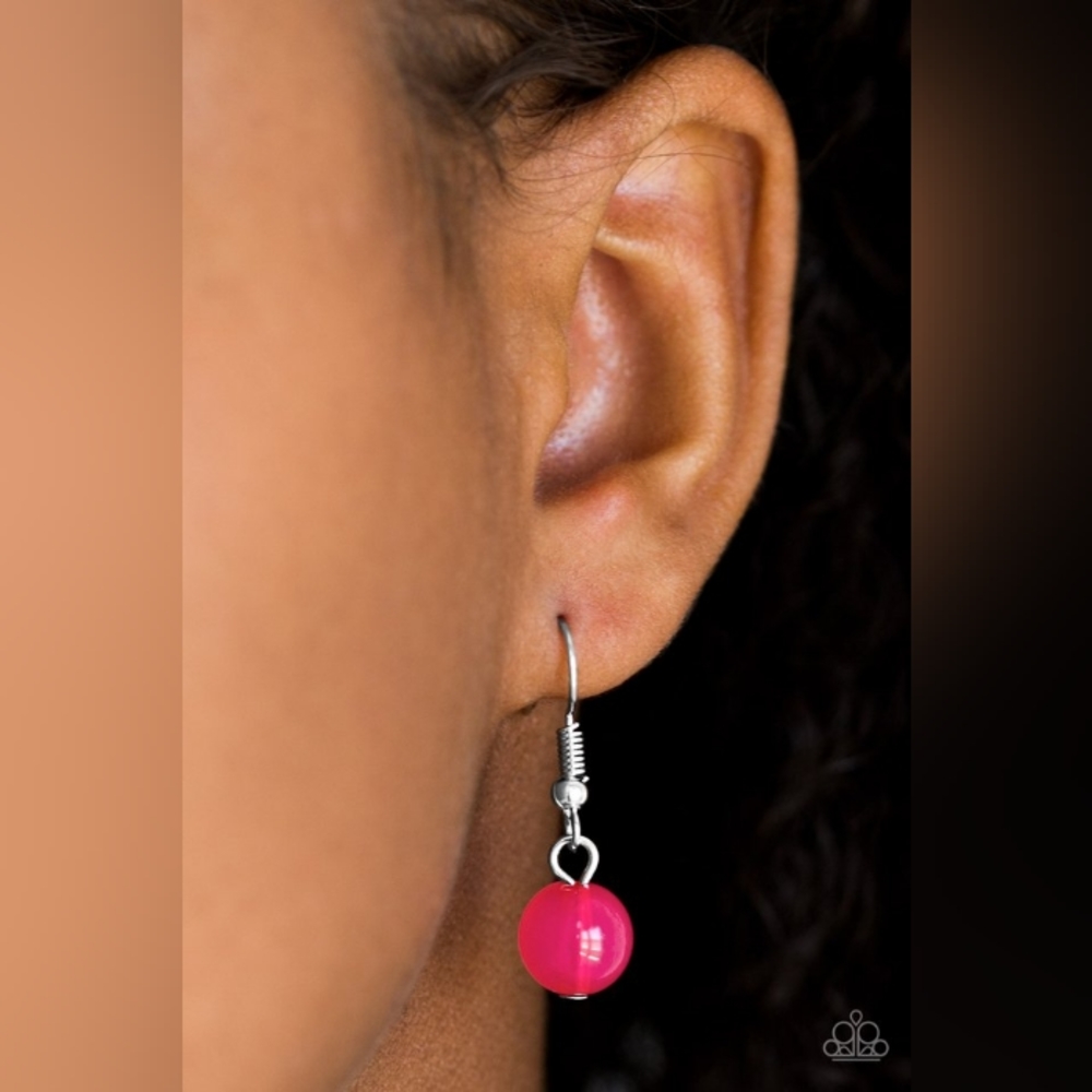 Pink Teardrop Necklace with Earrings - Picture 3 of 3